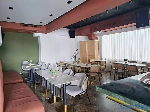oficinas y locales comerciales - Alquiler local con terraza  5