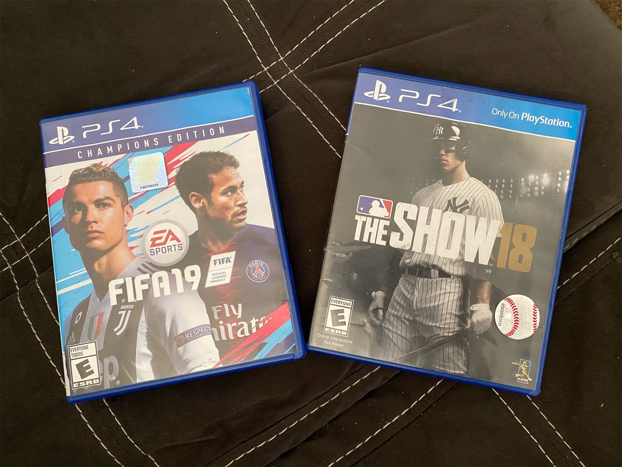 consolas y videojuegos - Vendo MLB The Show 18 y FIFA 19 para PS4 en excelentes condiciones