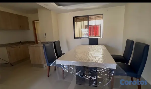 muebles y colchones - Comedor Camila de seis sillas con superficie de mármol puro  3