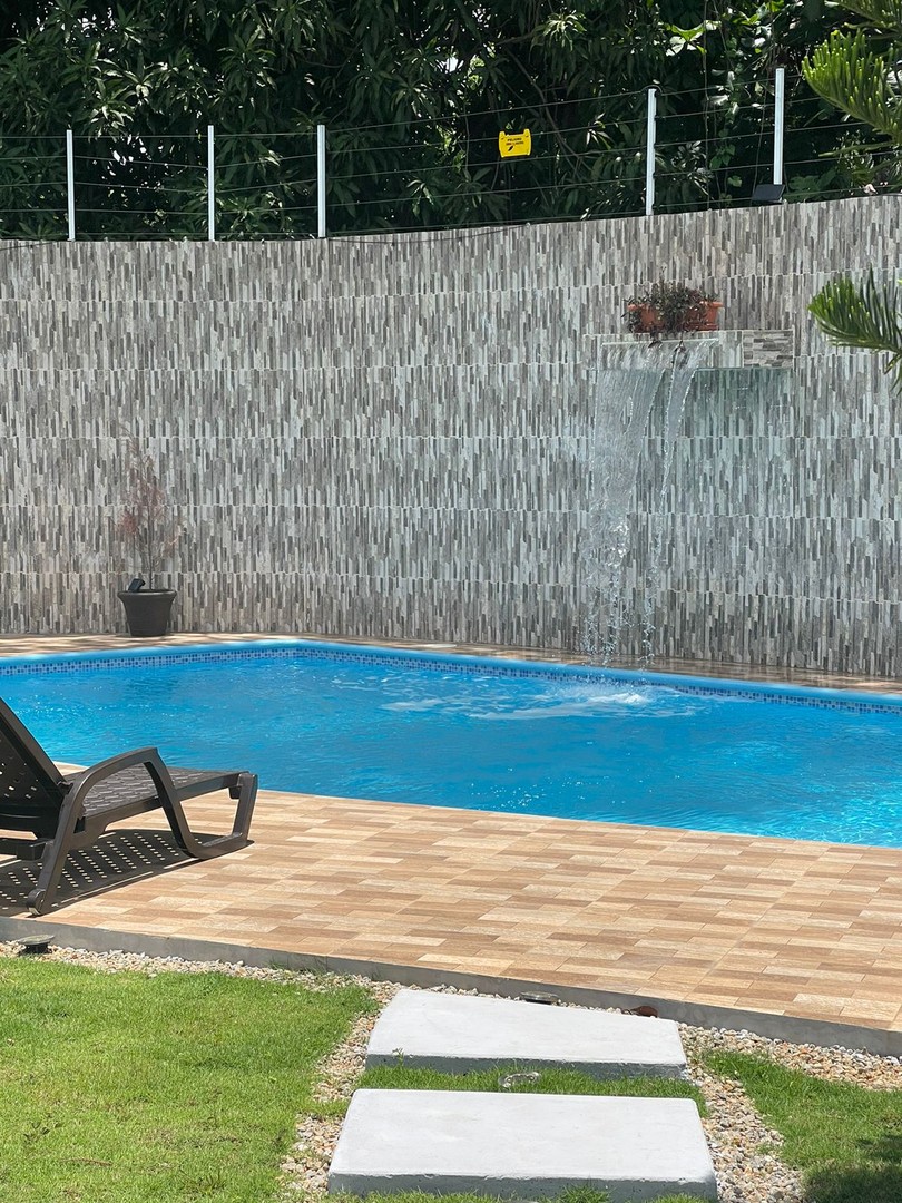 casas vacacionales y villas - Espléndida villa de gusto contemporáneo con piscina En El Limon -Las Terrenas 1