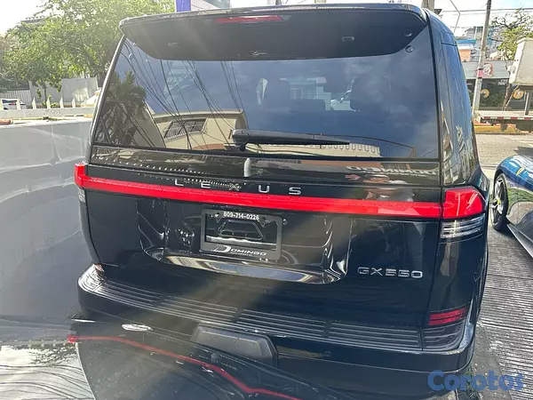 jeepetas y camionetas - Lexus GX 550 Luxury 2024  5