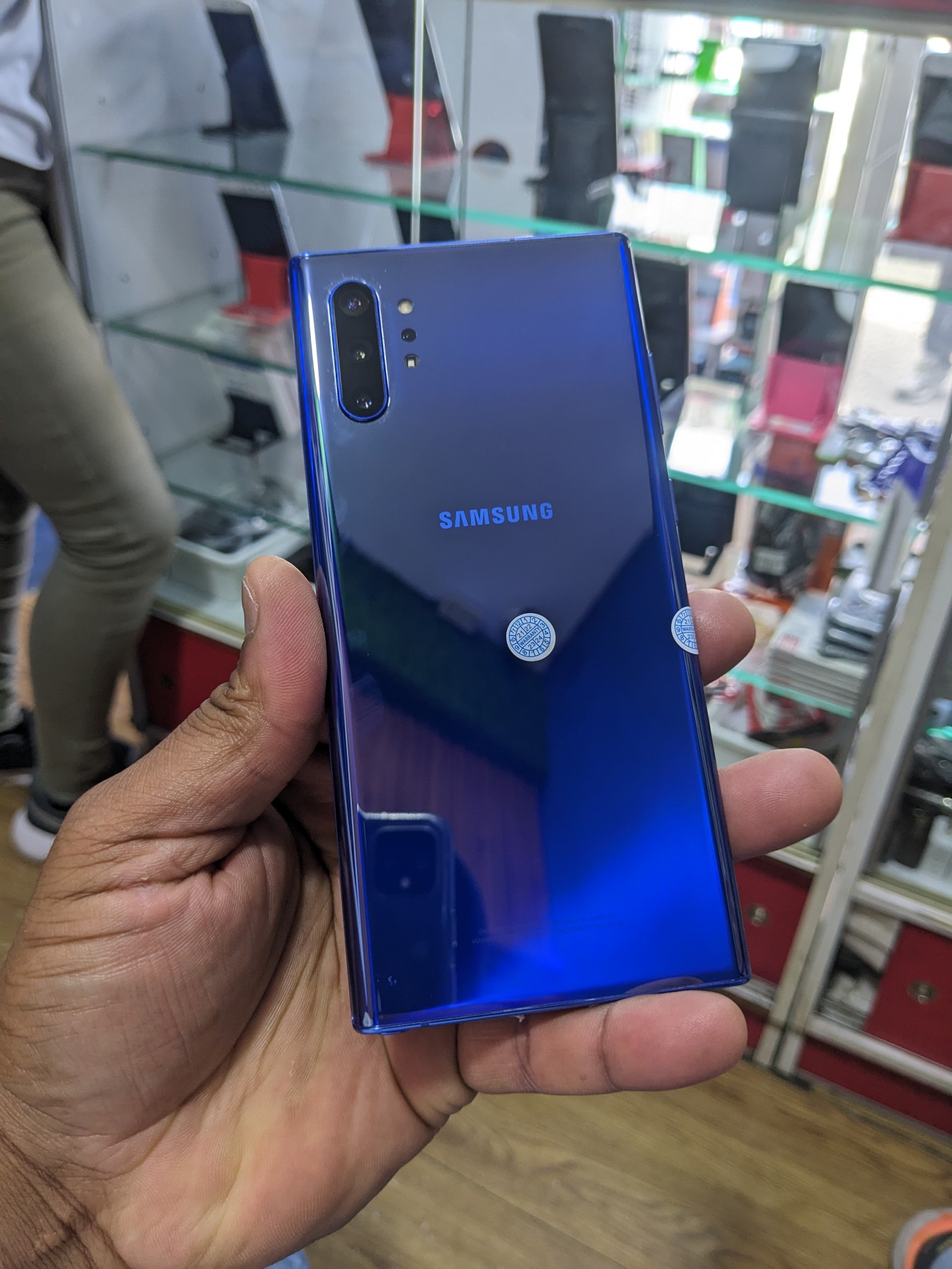 celulares y tabletas - Note 10+ 2