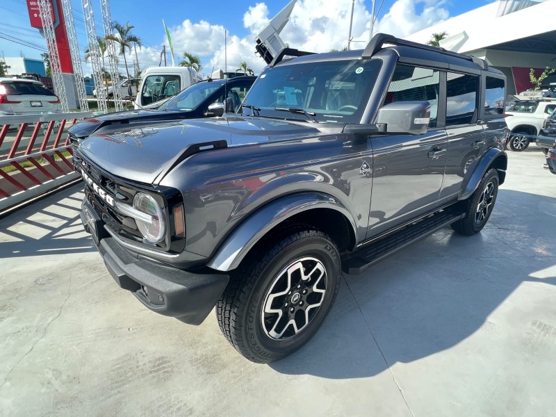 jeepetas y camionetas - Ford bronco 2022 4dr 1