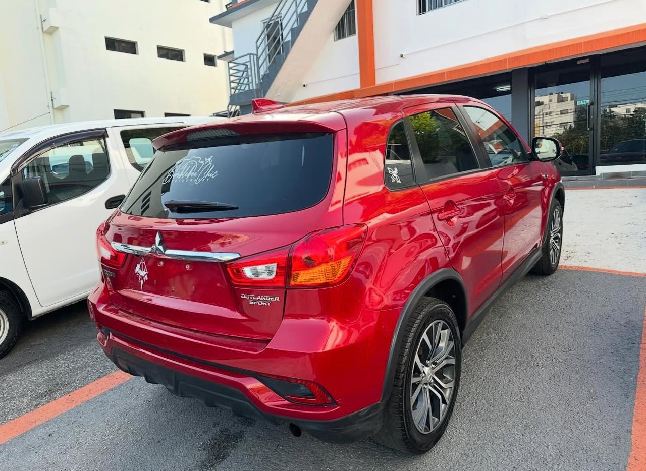 jeepetas y camionetas - Mitsubishi Outlander 2019 7