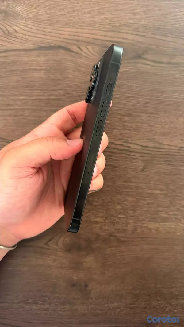 celulares y tabletas - iPhone 16 pro 4