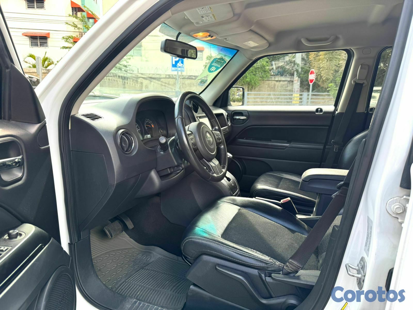 jeepetas y camionetas - Jeep patriot 2016 latitud full 4x4  Clean car fax 6