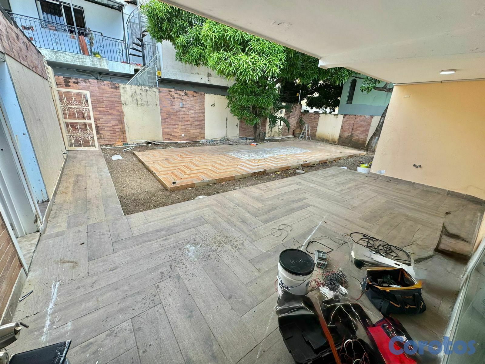 oficinas y locales comerciales - LOCAL COMERCIAL EN ALQUILER LOS CACICAZGOS 6