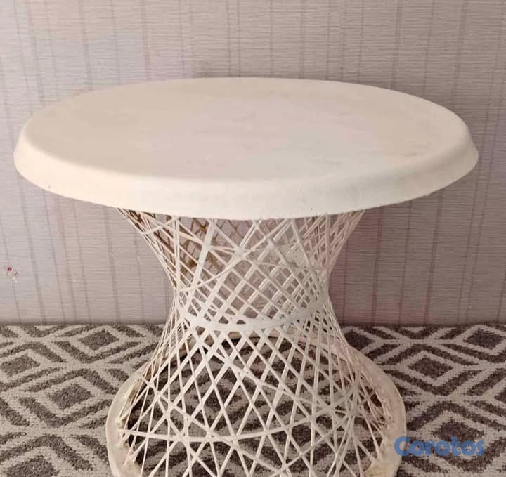 muebles y colchones - Juego de sillas y mesa  1