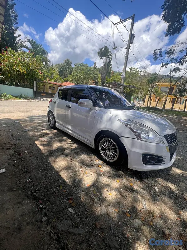 carros - venta de vehículos Suzuki Swift 
en buen estado. 12