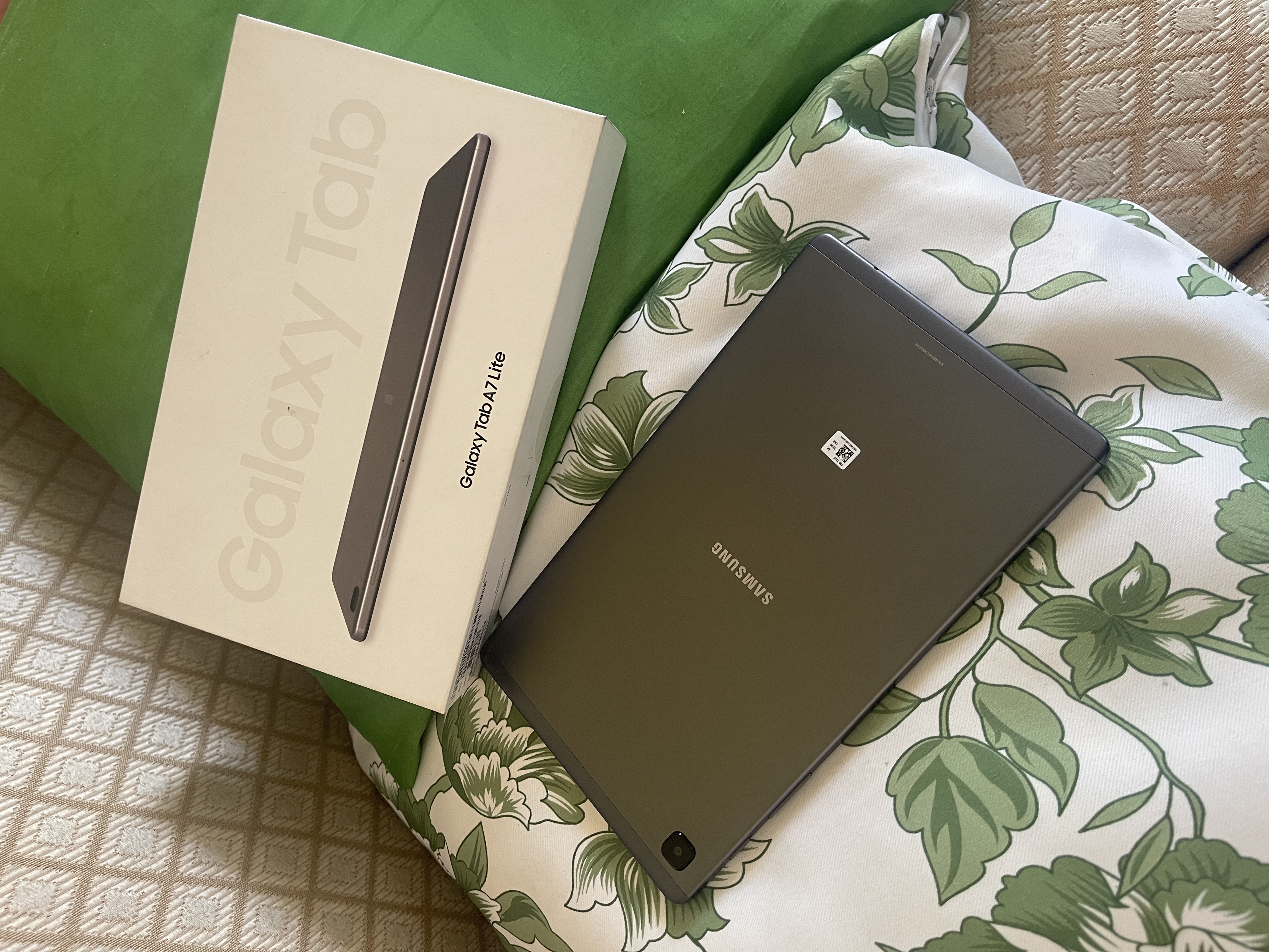 celulares y tabletas - Samsung Galaxy Tab A7 Lite Como nueva 0