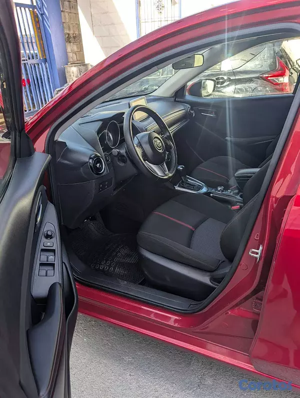 carros - MAZDA DEMIO TOURING 2020 1