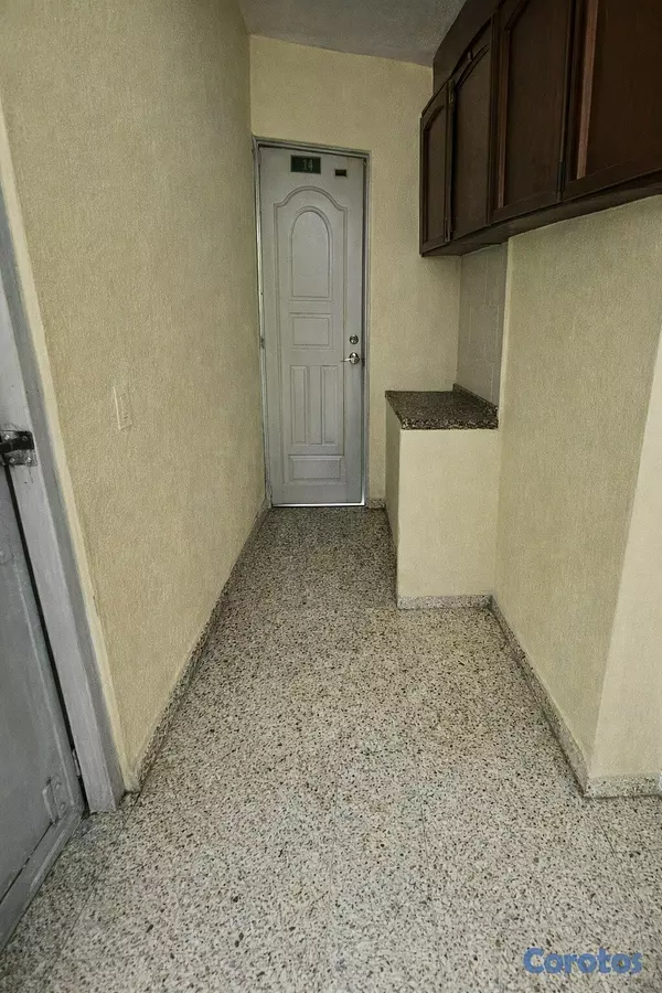 casas -  Casa de dos niveles en venta – Urbanización Prima 4