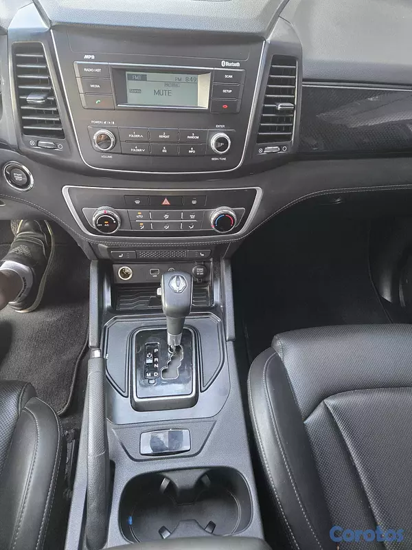 jeepetas y camionetas - KGM REXTON 2021 GRIS OSCURO DIESEL 11