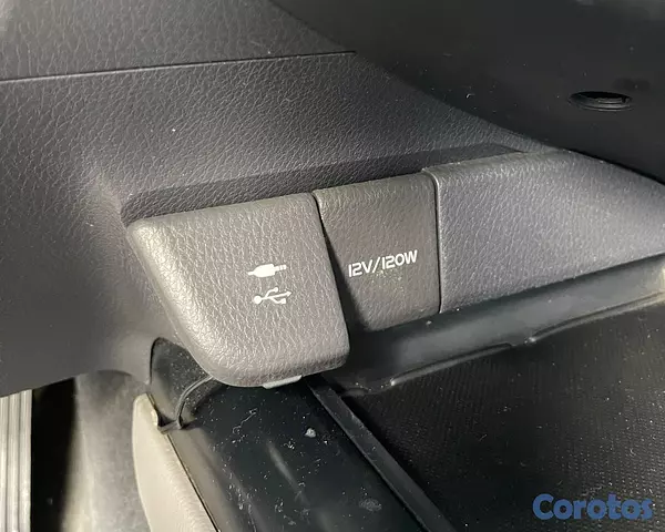 carros - TOYOTA CAMRY LE 2018 14