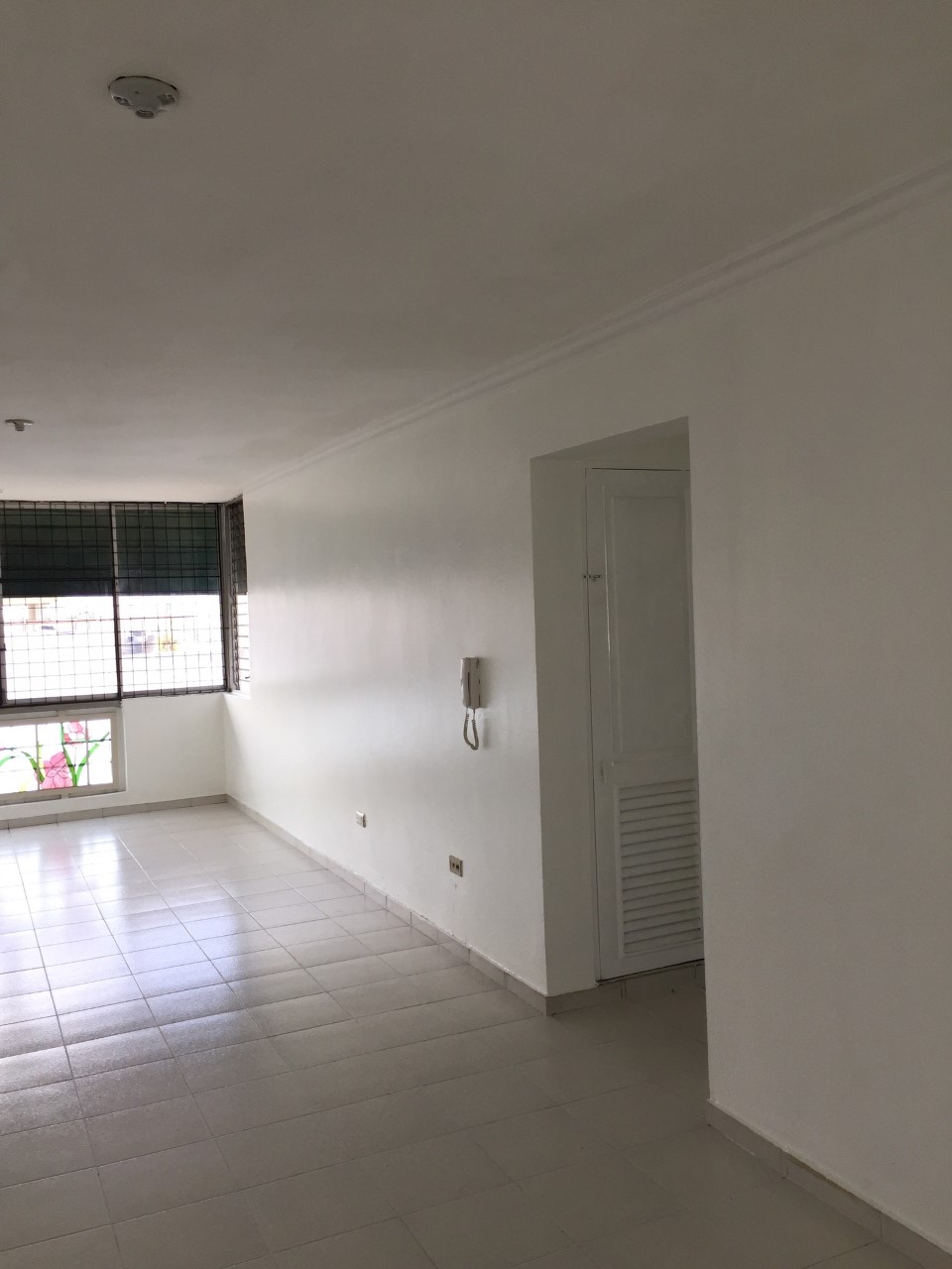 apartamentos -  apartamento de 140 mts ubicado Entrada Cerros de Gurabo. Residencial El Edén 1 4