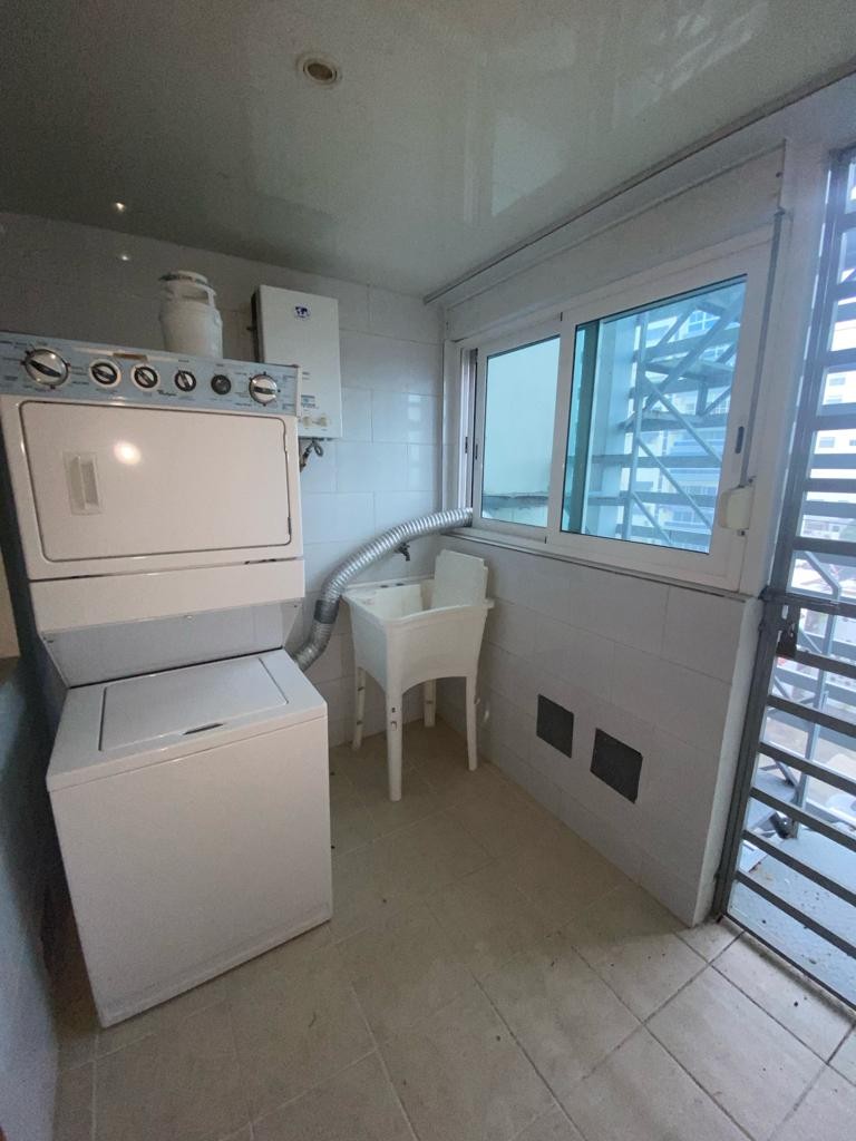 apartamentos - VENDO Hermoso Y Amplio Apartamento En Bella Vista
CODIGO: PD76 5