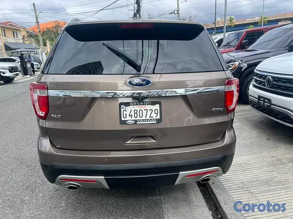 jeepetas y camionetas - FORD EXPLORER XLT 2016 6