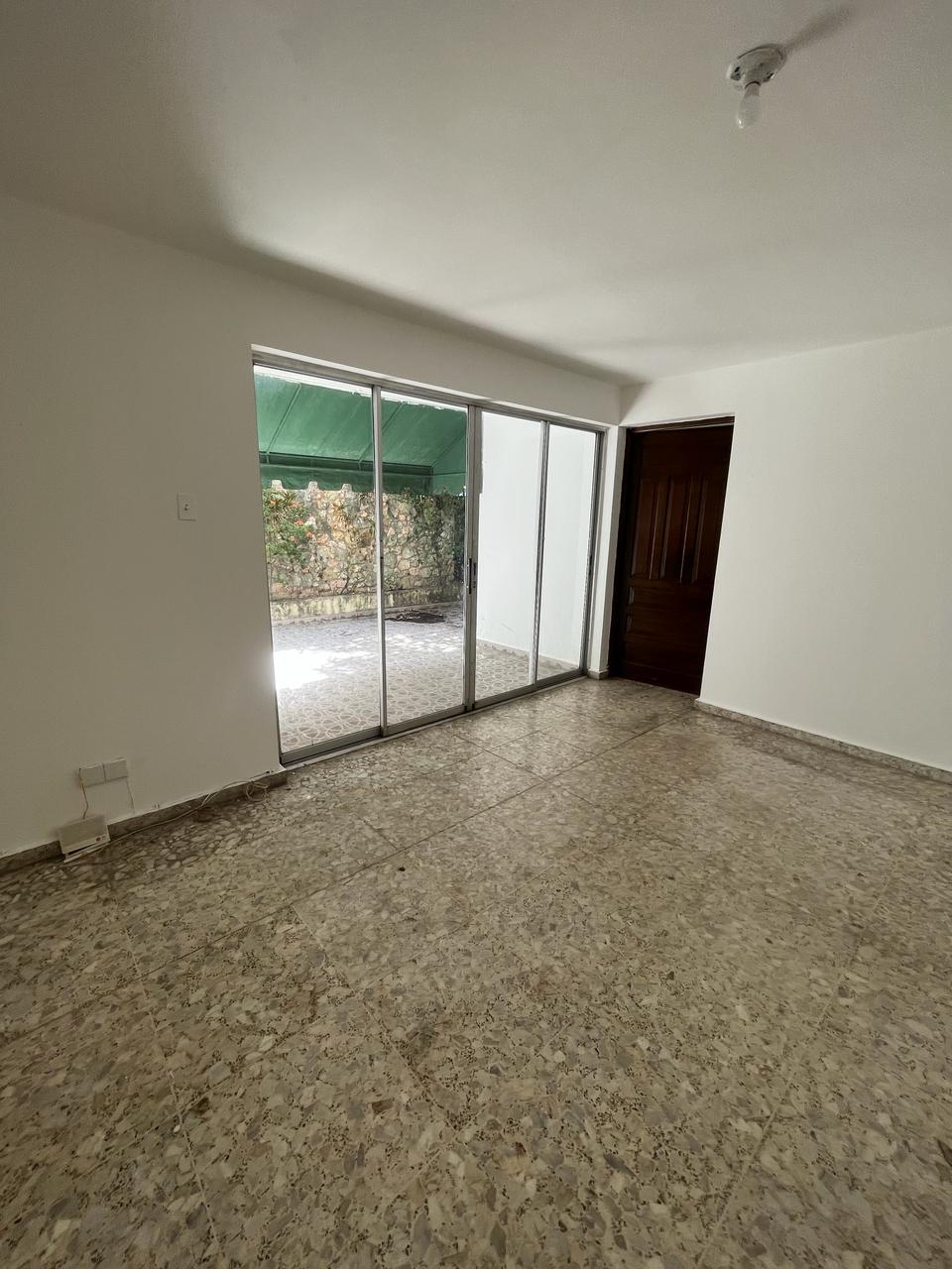 casas - En Venta Casa con patio 425mts 5