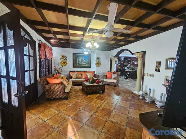 casas - Casa En Venta En San Francisco De Macorís , Urb. Caperuza 1 3