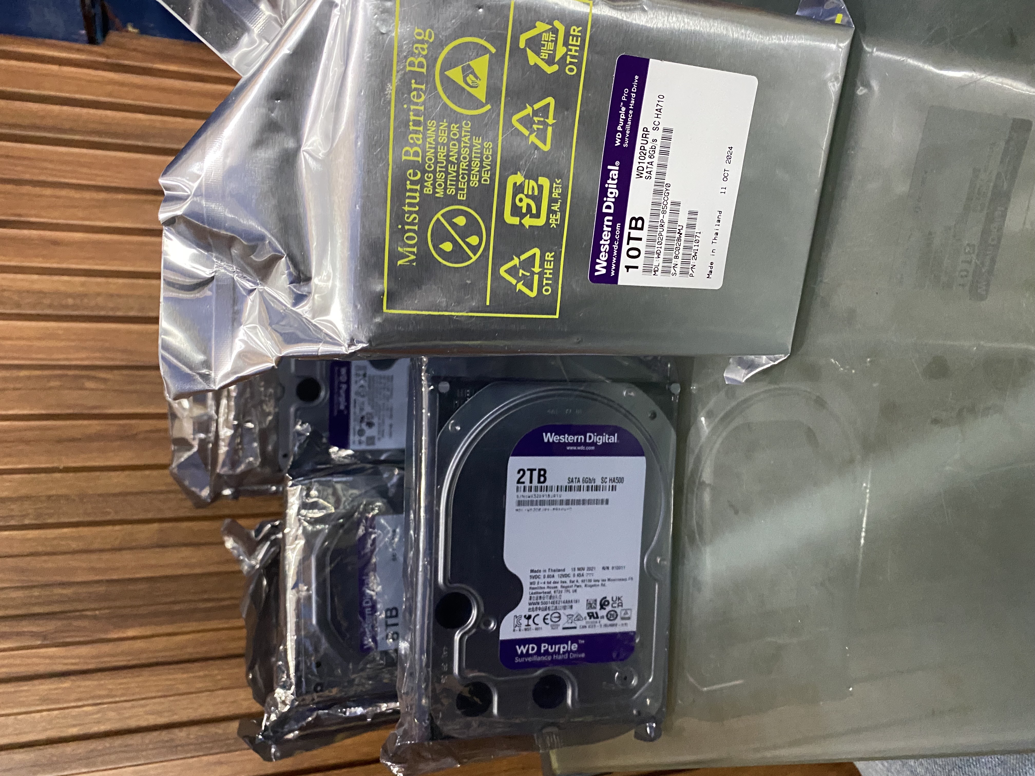 celulares y tabletas - Disco duro sata HDD purpura 2TB 3TB 4TB 6TB 8TB 10TB  4