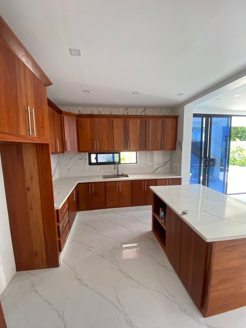 casas - HERMOSA CASA EN VENTA EN SANTIAGO DE LOS CABALLEROS  3