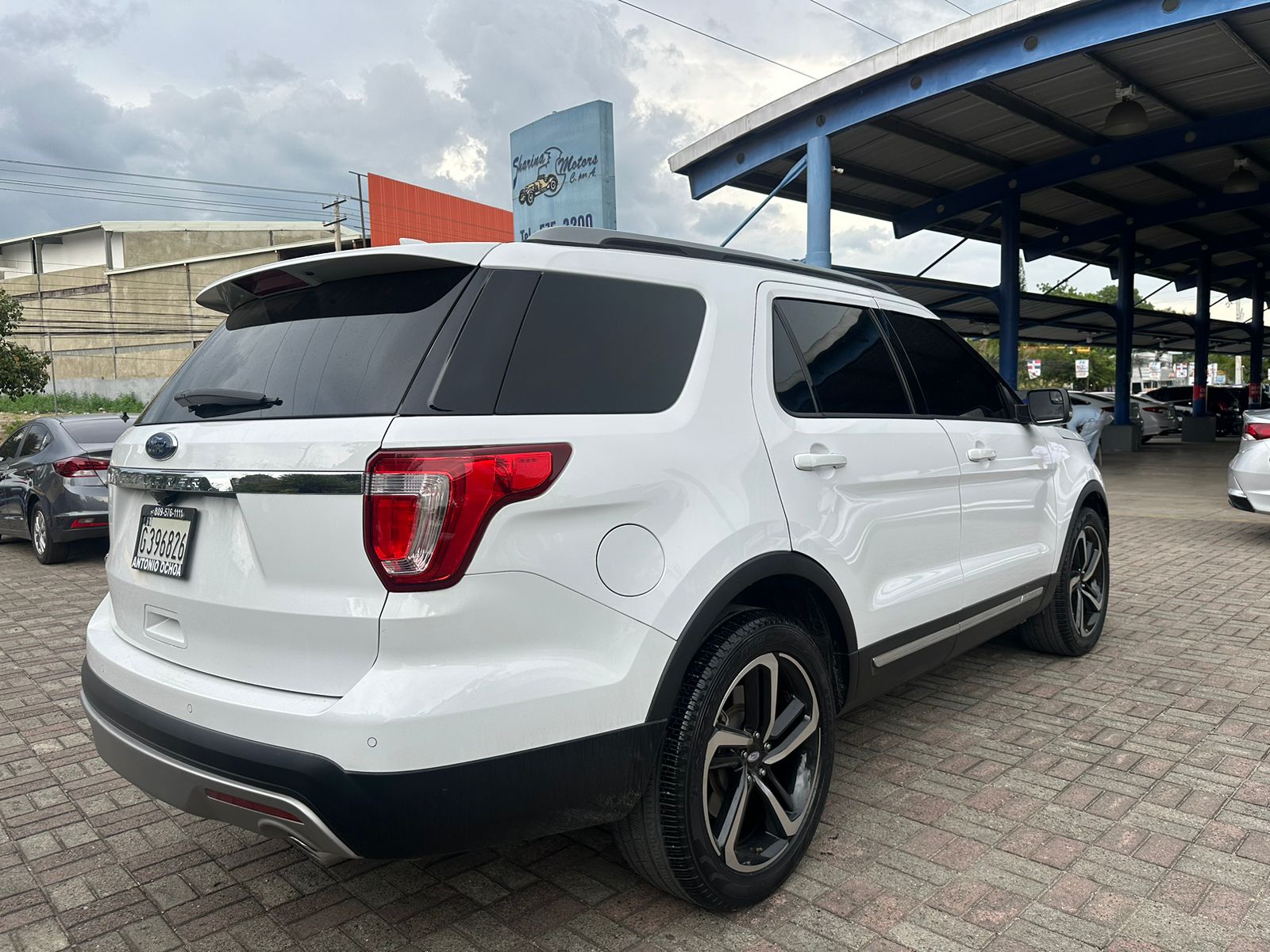jeepetas y camionetas - Ford Explorer xlt 2017 4