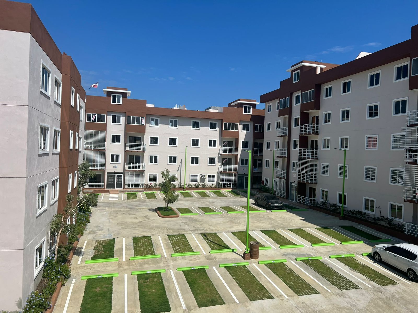 apartamentos - 🏡 HERMOSO APARTAMENTOS EN ALQUILER EN TERCER PISO