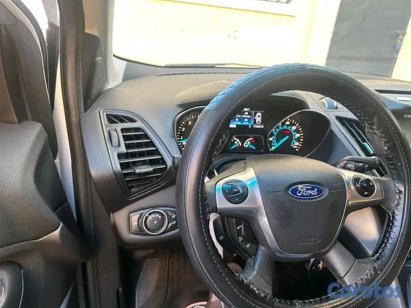 jeepetas y camionetas - Ford Escape 2106 NITIDA 475 mil 10