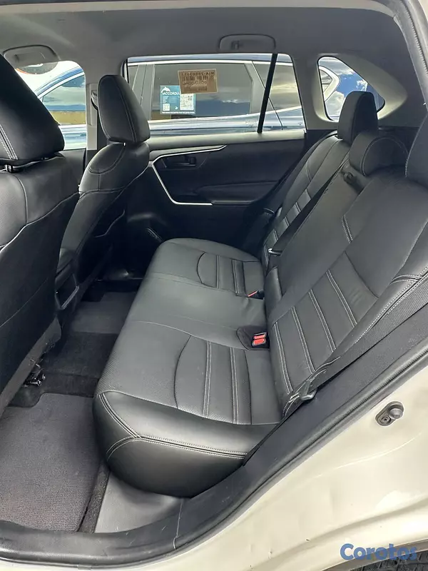 jeepetas y camionetas - Toyota Rav4 LE 2020 7