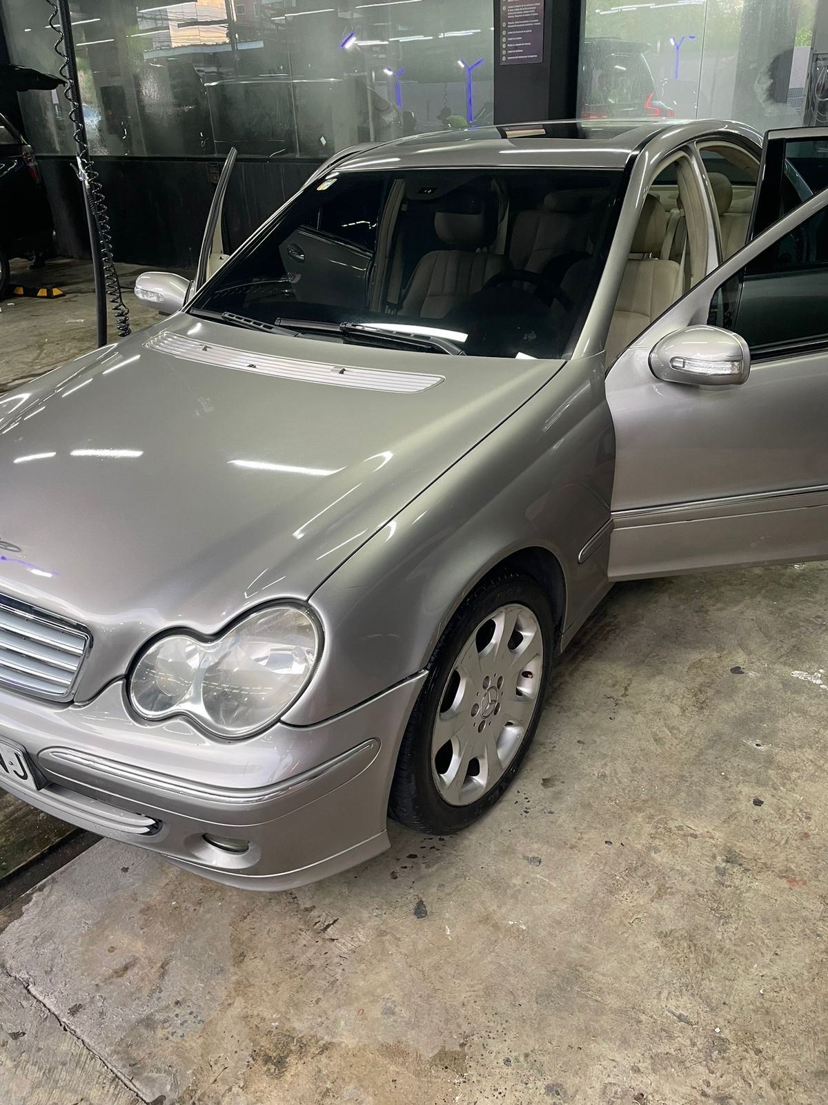 carros - MERCEDES BENZ C320 Elegance 3.2 Diesel 224CV
 5