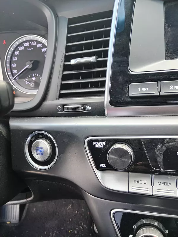 carros - HYUNDAI SONATA NEW RISE 2019 BLANCO 8