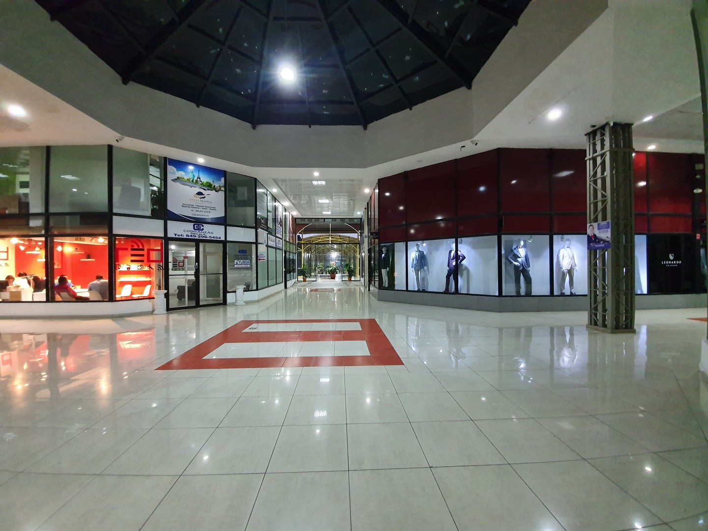 oficinas y locales comerciales - Local para oficina de 200m2 mas de 300 parqueos 3