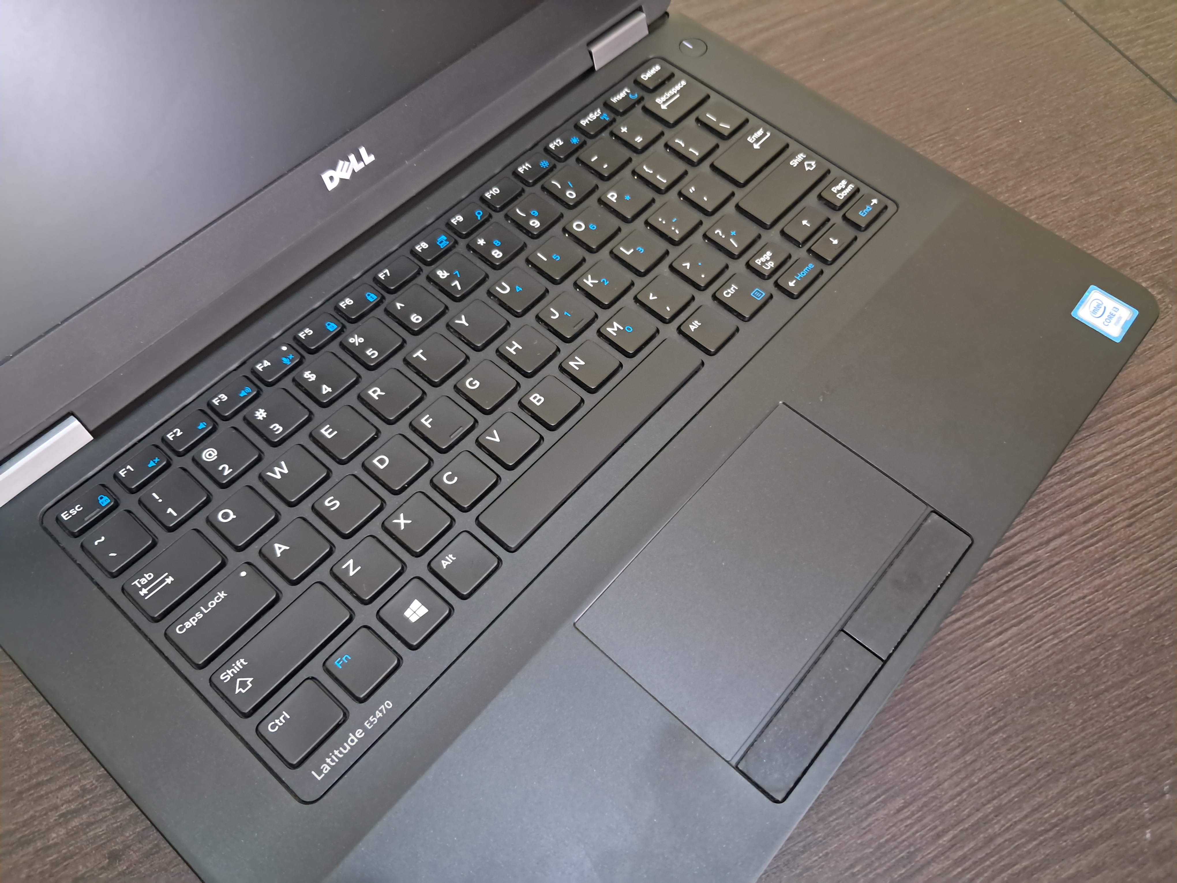 computadoras y laptops - Dell Latitude E5470  Intel i5 12GB RAM SSD 500GB 7