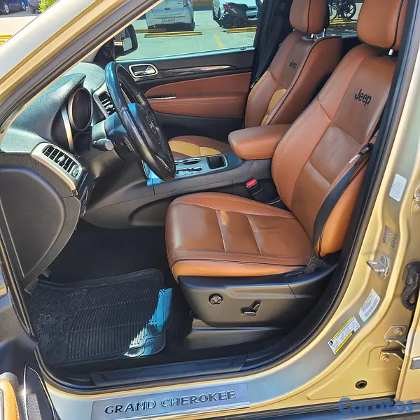jeepetas y camionetas - Jeep Grand Cherokee excellente estado con solo 90  8