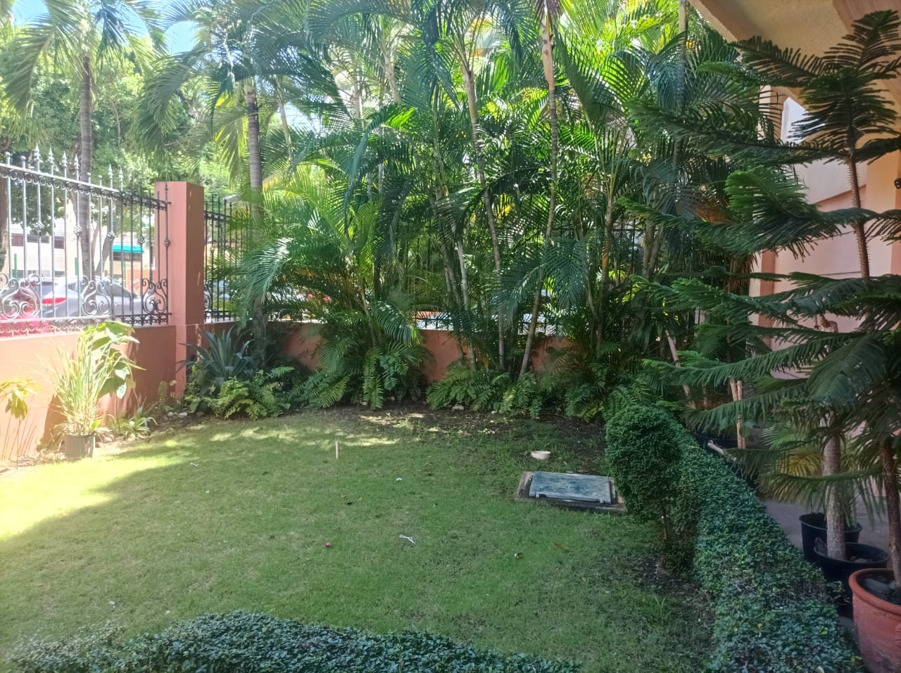 apartamentos - Se vende apartamento en Naco 4