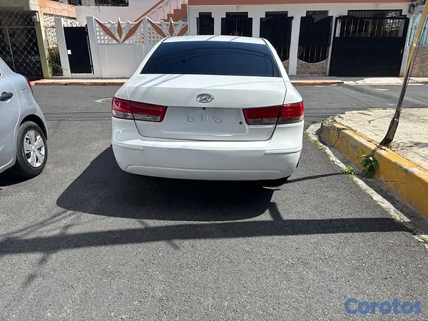 carros - Vendo Hyundai Sonata n20 del año 2012, en excelent 5