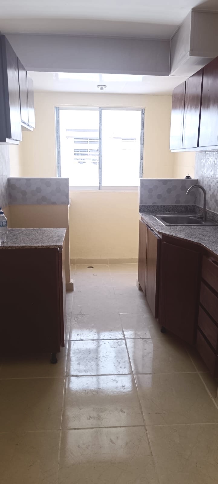 apartamentos - Se alquila Apartamento en Residencial Emilia 6