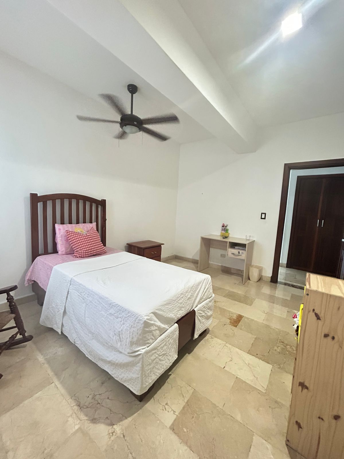 casas - Vendo renacimiento piso 5 tres hab con baño dos pa 5