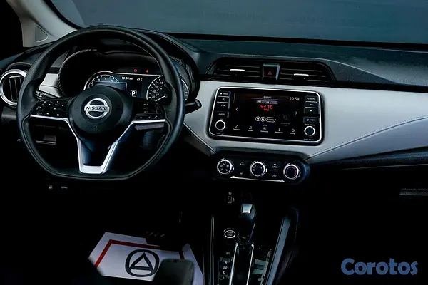 carros - Nissan versa 2022 7