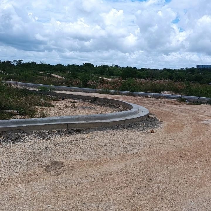 solares y terrenos - Solares en la avenida las Américas 5ta etapa Brisamar Santo Domingo 3