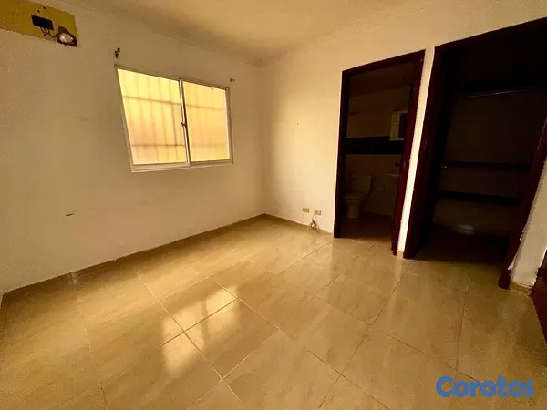 apartamentos - venta de apartamento primer piso con 2 parqueos próximo a la avenida ecología  4