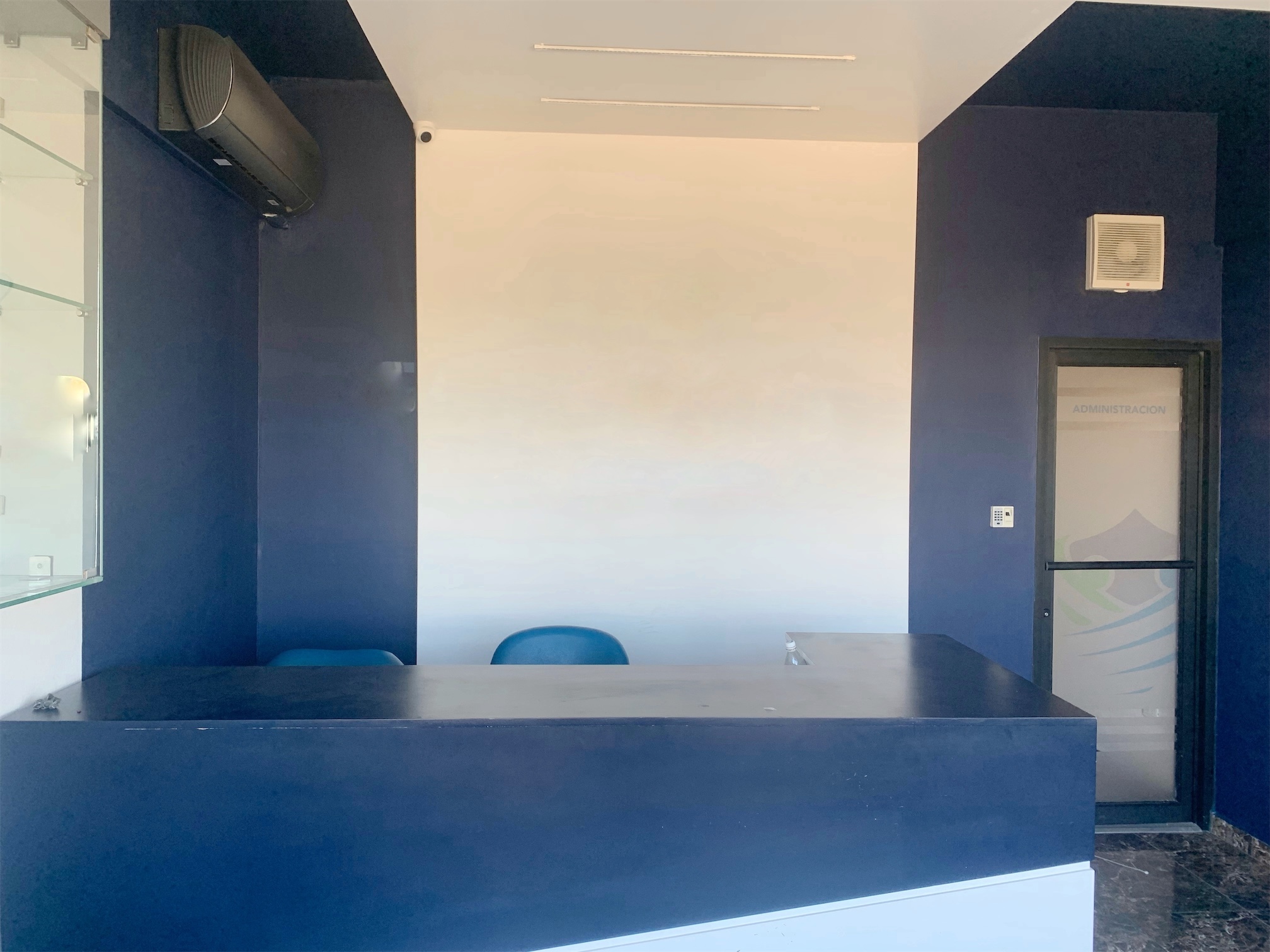 oficinas y locales comerciales - Local en el millon  1