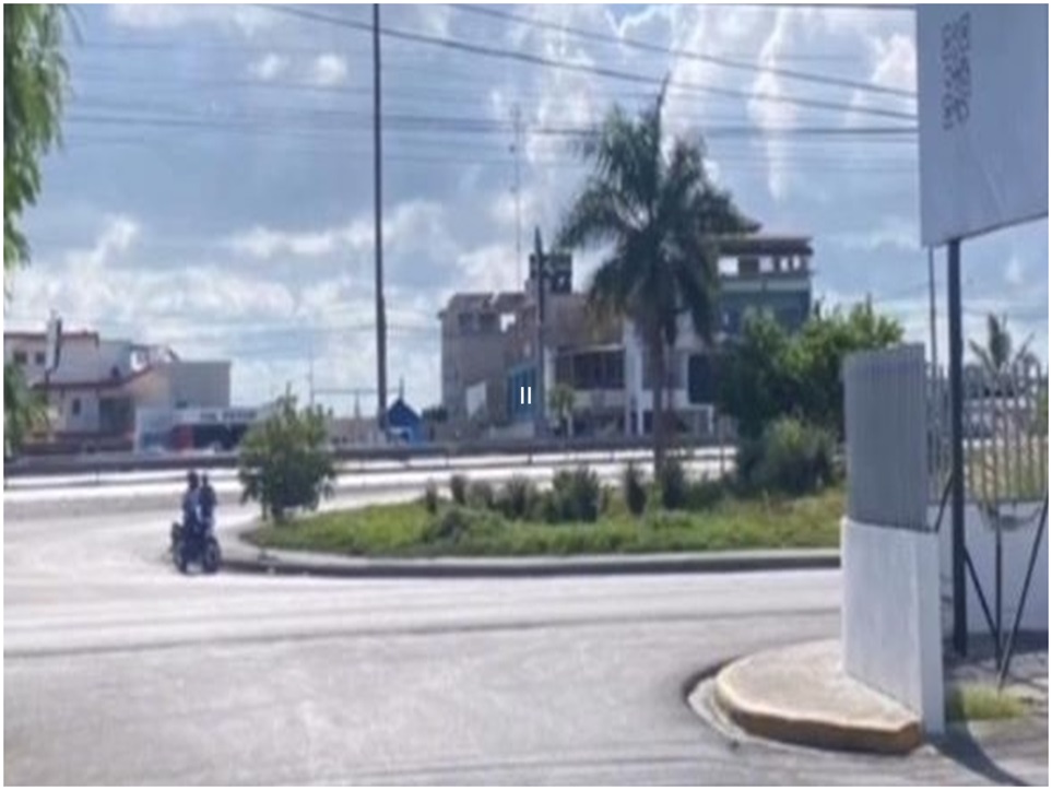 oficinas y locales comerciales - Local Comercial de 485 Mts.2 en BAVARO,  Av Estados Unidos de BAVARO, Punta Cana 5