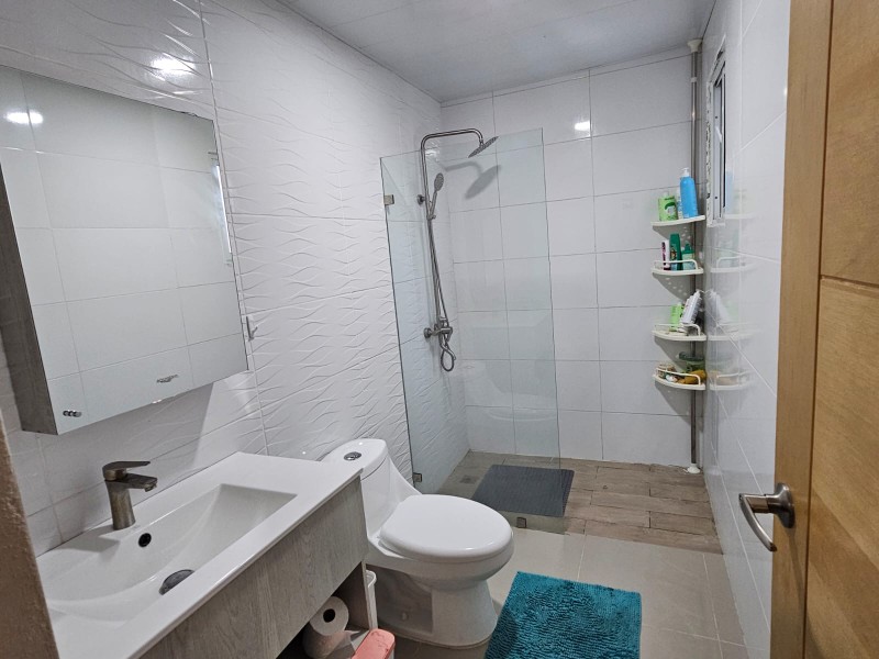 apartamentos - Apartamento  en el millon 5to piso con terraza 5