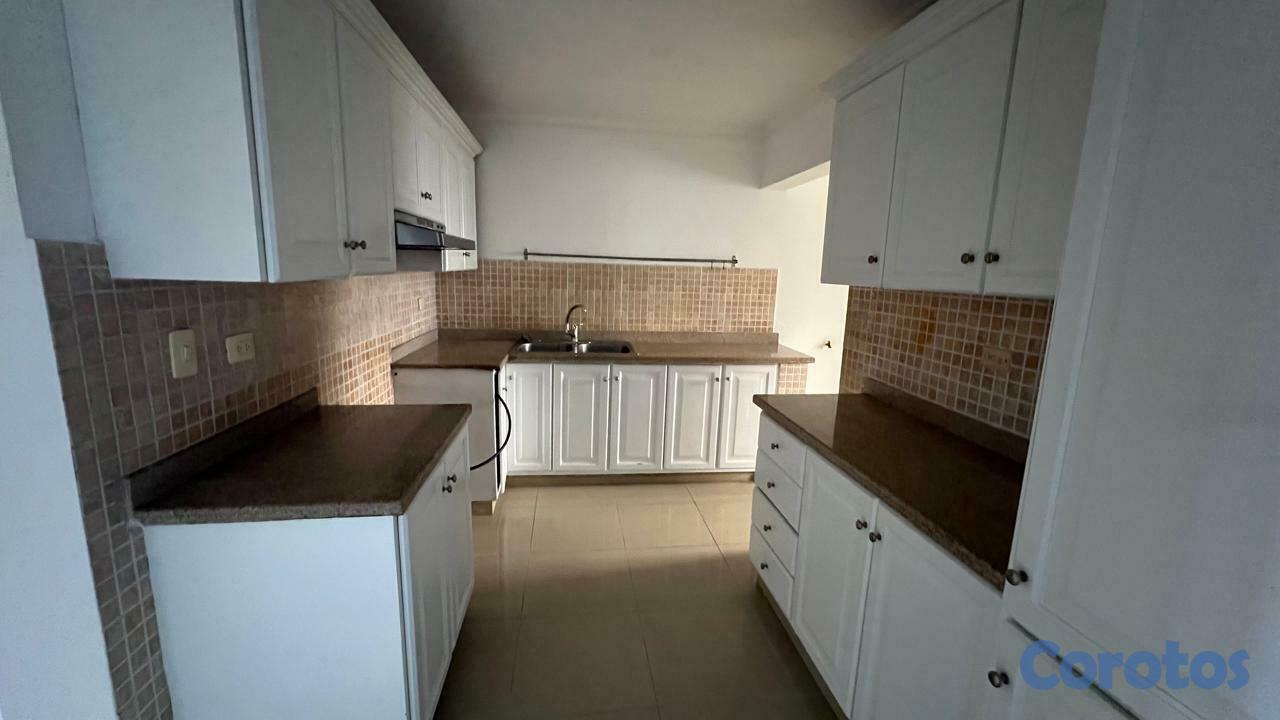 apartamentos - Apartamento en alquiler en el residencial Colinas del Oeste-Santo Domingo Oeste 4