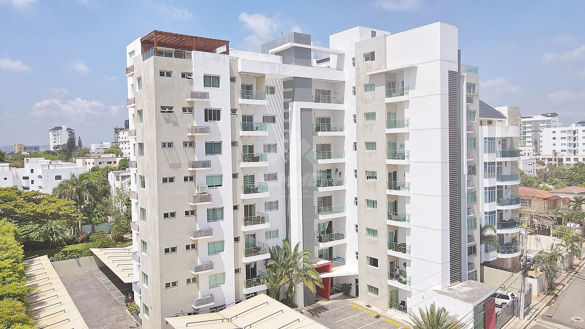 apartamentos - 6TO PISO CON AIRES ACONDICIONADOS LA ESMERALDA SANTIAGO  1