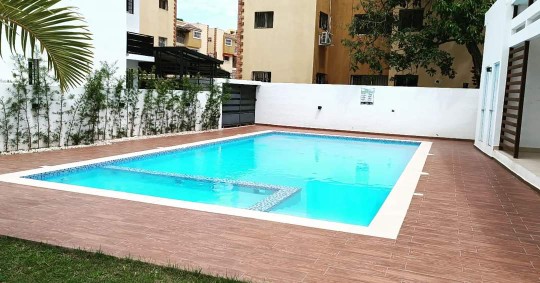 apartamentos - 1er piso amueblado con piscina muy buena ubicación 