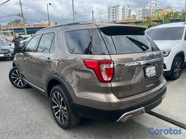 jeepetas y camionetas - FORD EXPLORER XLT 2016 7
