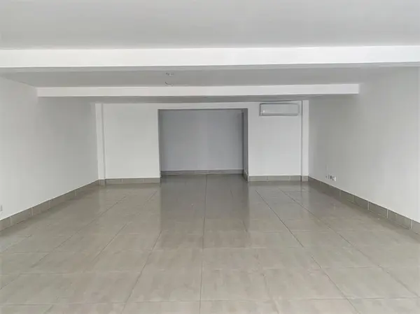 oficinas y locales comerciales - Local comercial en Naco  2