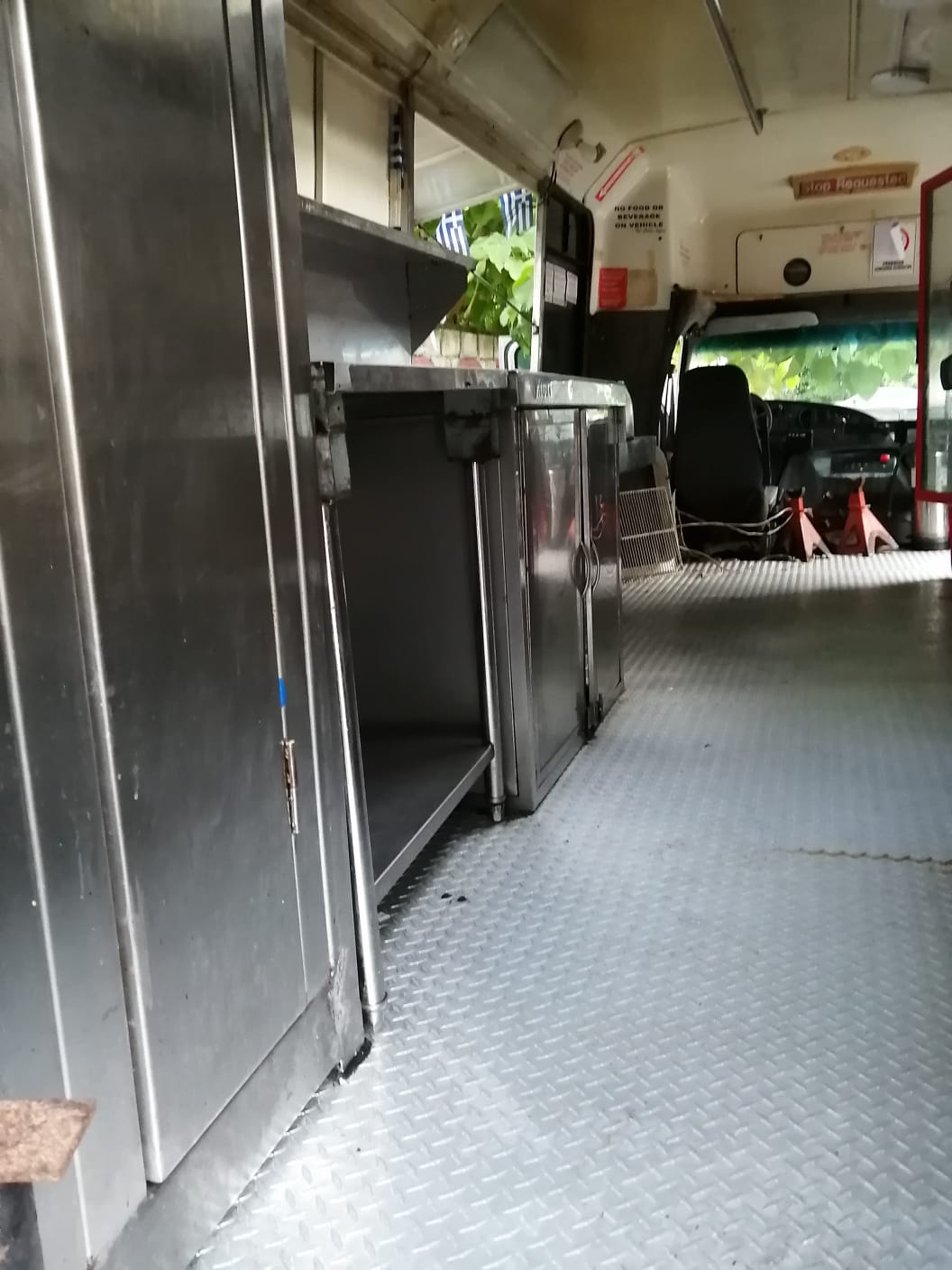 equipos profesionales - Food Truck Bus 6